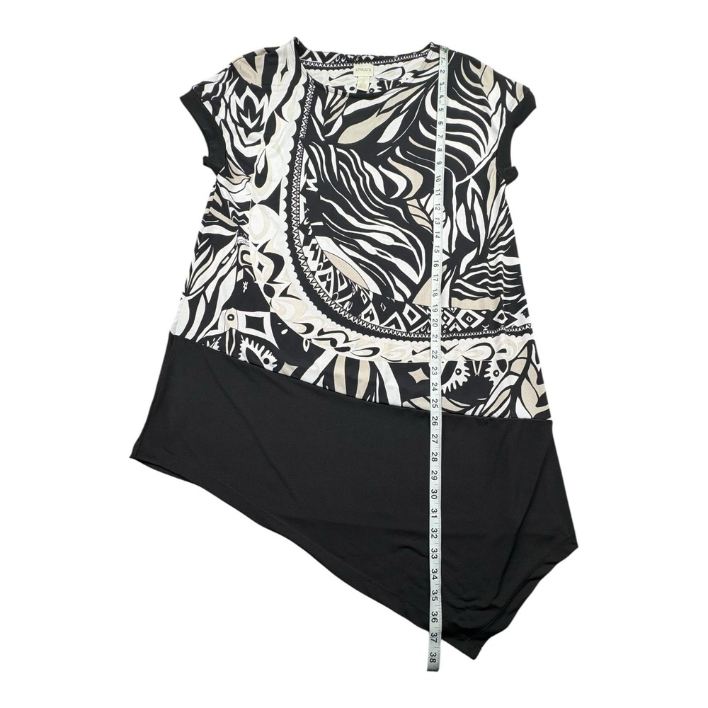 Chico's Size 2 Black Beige‎ Asymmetrical Hem Tunic Top Short Sleeve Stretch - Picture 6 of 8